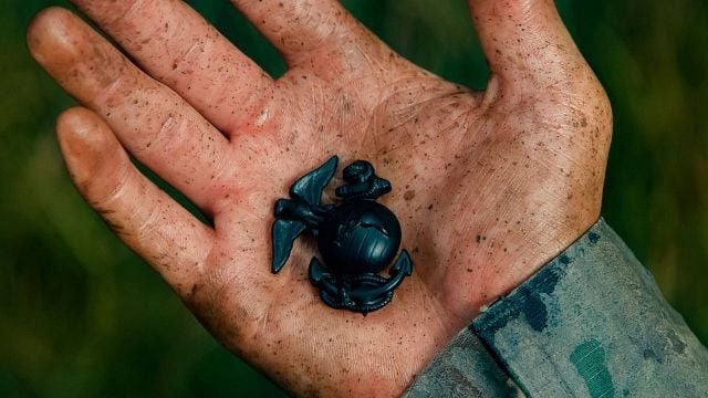 Imagem da notícia Com 14 milhões de visualizações, esta minissérie continua subindo na lista dos 10 mais assistidos da Netflix graças às críticas: "Temos que dar algum crédito ao Pentágono"