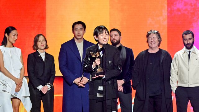 Imagem da notícia Vidas Passadas é o grande destaque do Spirit Awards 2024: Confira lista completa de vencedores