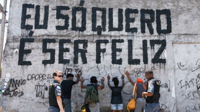 “Recusei muitos trabalhos após Cidade de Deus”: Ambientada na favela da Maré, Amar é Para os Fortes é o mais novo trabalho da diretora Kátia Lund (Entrevista Exclusiva)