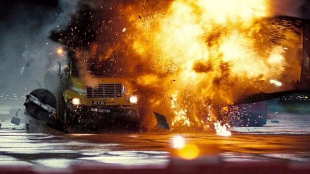 Imagem da notícia Este é um dos melhores filmes de James Bond – e uma cena chocante em particular quase ficou ainda mais brutal