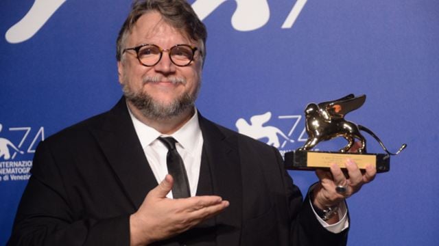 "É como assistir a filmes caseiros de sua ex-esposa": Guillermo Del Toro explica por que não assistiu a essa obra de ficção científica