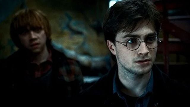 Imagem da notícia "Me comportei como um idiota": Daniel Radcliffe admite que não ajudou seus colegas de elenco Emma Watson e Rupert Grint em sua cena mais complicada