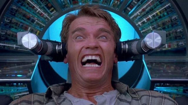 Imagem da notícia O que acontece com seu cérebro quando você assiste a um filme? Psicologia explica efeitos de cada gênero cinematográfico na química cerebral