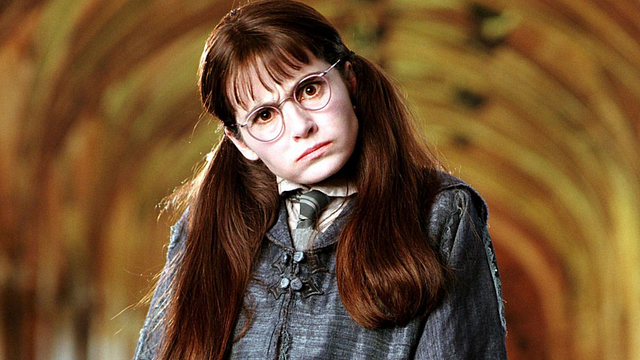 Imagem da notícia Ela tinha 37 anos e interpretou uma jovem de 14 anos: Um dos maiores segredos bizarros de Harry Potter