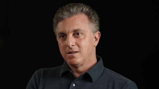 Imagem da notícia "Tudo quebrou, menos a gente": Há 10 anos, Luciano Huck sobreviveu à maior tragédia de sua vida – e jamais foi o mesmo