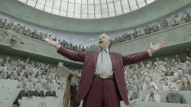 Imagem da notícia Tom Cruise comenta teorias de que Digger é secretamente um filme musical