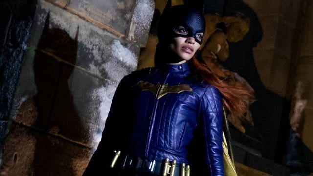 Imagem da notícia "Seria mais fácil se eu tivesse morrido": Warner Bros. está sendo processada por acidente grave no set de Batgirl