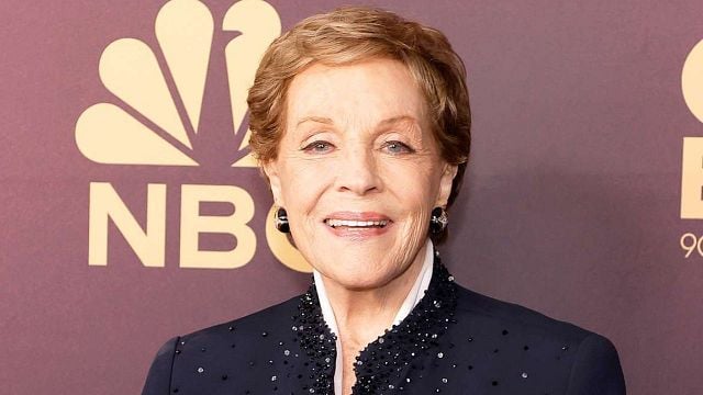 Imagem da notícia Aos 90 anos, Julie Andrews mantém um hábito que a faz se sentir décadas mais jovem: "Juro que me sinto com 50 anos"