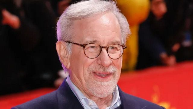 Imagem da notícia "Não mandamos mensagem para ele": Steven Spielberg não deu seu número de celular para protagonistas de seu último filme – e tem motivo muito especial para isso