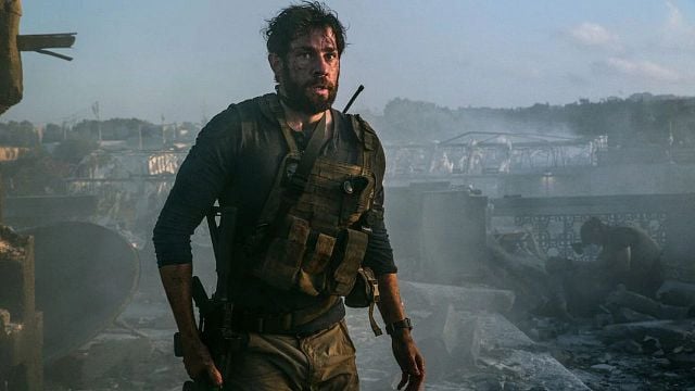 Imagem da notícia "Salada, frango e água": A dieta e os treinos extremos que transformaram o corpo de John Krasinski para este filme de guerra
