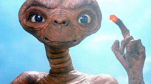 Imagem da notícia Levamos 40 anos para descobrir, mas a frase mais famosa de E.T. é, na verdade, um efeito Mandela: Não é como todos nós a lembramos