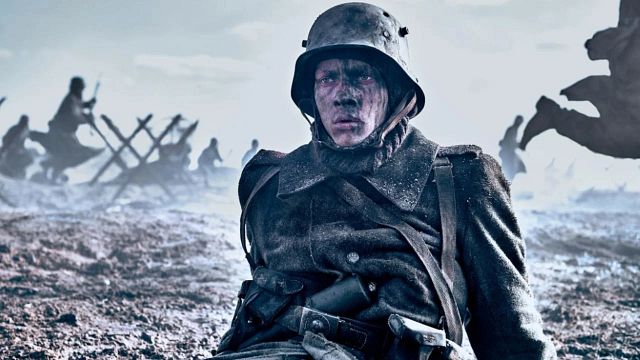 Imagem da notícia O impressionante filme de guerra da Netflix que vale toda a sua assinatura: Tem mais de 2 horas de duração e não vai deixar você sair do sofá