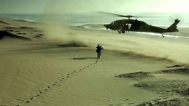 Imagem da notícia "Como eu fiz isso?": Ridley Scott reassistiu ao filme de guerra que ele fez há 24 anos e está muito surpreso