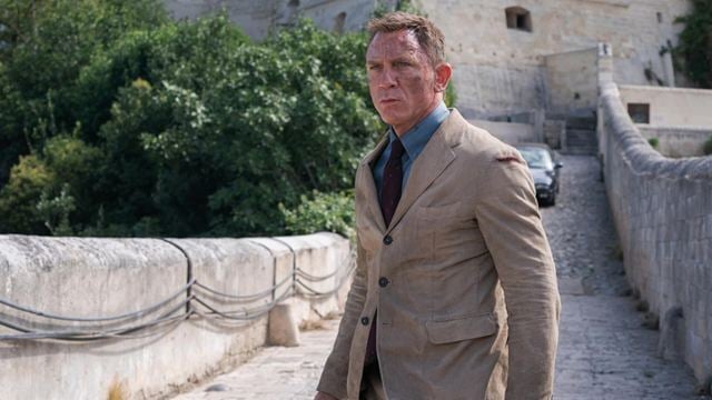 Depois de recusar a Marvel, Daniel Craig deve se render aos filmes de super-herói pela primeira vez na DC