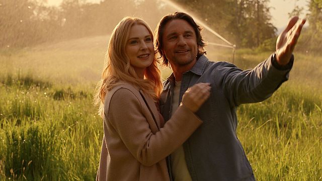 Imagem da notícia Virgin River: Que horas estreia a 7ª temporada do sucesso de romance da Netflix?