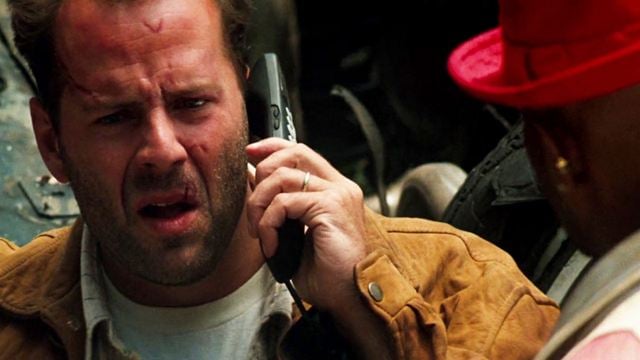 Aqui estão 2 dos melhores filmes de Bruce Willis que você pode assistir hoje
