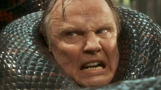 Imagem da notícia "Um dos melhores filmes ruins já feitos": É um dos piores filmes dos anos 90, mas se tornou um clássico à sua maneira!