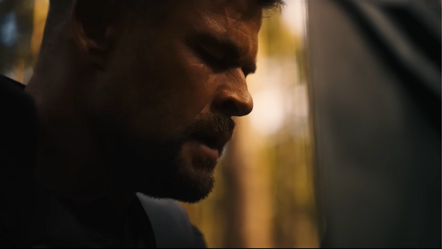 Imagem da notícia Os teasers de Vingadores: Doutor Destino não são trailers, segundo os diretores. São pistas sobre o futuro da Marvel: "Prestem atenção."