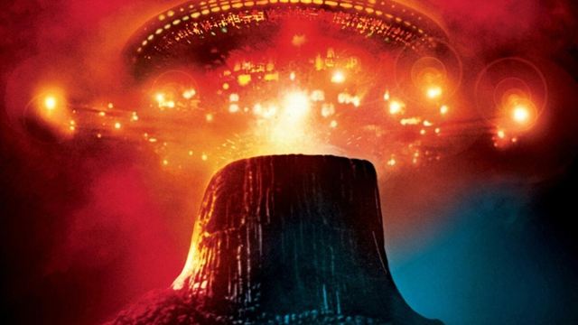 A melhor notícia do ano para os amantes de ficção científica: Steven Spielberg retorna ao gênero em que fez filmes inesquecíveis como Jurassic Park e E.T. - O Extraterrestre