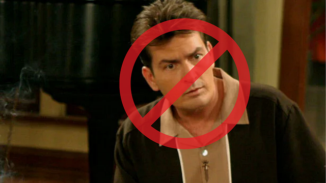 Imagem da notícia Assim seria o retorno de Charlie Sheen no episódio final de Two and a Half Men, mas o ator recusou: "Ele não gostou da ideia"
