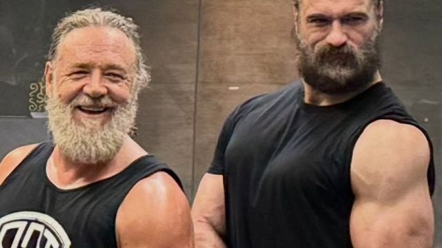 Imagem da notícia 26 anos após Gladiador, Russell Crowe, hoje aos 62, passa por impressionante transformação física para novo filme histórico: "Longos dias de suor"
