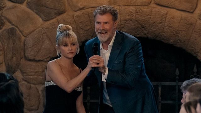 Imagem da notícia Top 1 em 78 países: Um filme surreal que mistura duas estrelas de Hollywood, casamentos e uma briga com crocodilo