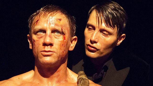 Imagem da notícia Daniel Craig e Mads Mikkelsen deram ideia tão chocante para cena de 007 - Cassino Royale que o diretor precisou barrar: "Não podemos fazer isso"