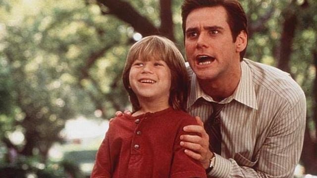 Imagem da notícia Filho de Jim Carrey em O Mentiroso já tem 37 anos e relembra pressão da fama: "Não podia ir a lugar algum"