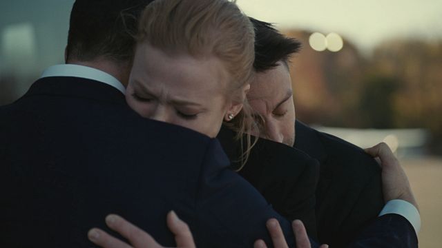 O fim de Succession: 5 produtos para assistir ao último episódio no estilo da família Roy