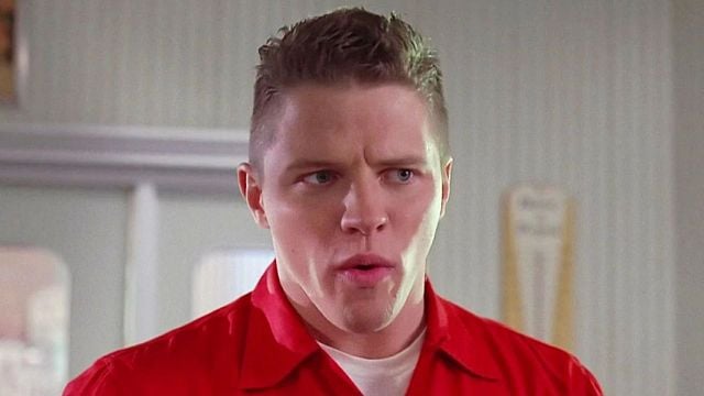 Imagem da notícia "Não farei isso de novo": Após 25 anos, o ator que interpretou Biff em De Volta para o Futuro se recusa a pronunciar essa frase icônica do filme