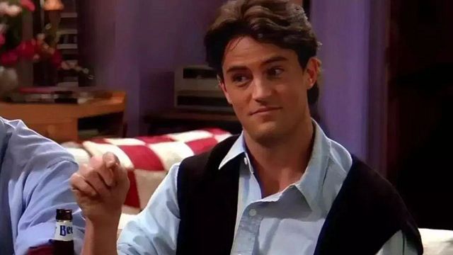 Imagem da notícia Muito além de Chandler Bing: Matthew Perry mostrou seu talento em projeto antes de Friends