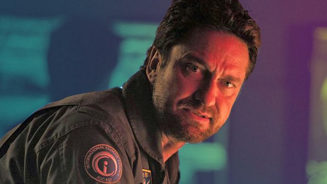 Imagem da notícia Toda vez que você zomba do maior fracasso da ficção científica, Gerard Butler tem a resposta perfeita - e você ficará envergonhado depois