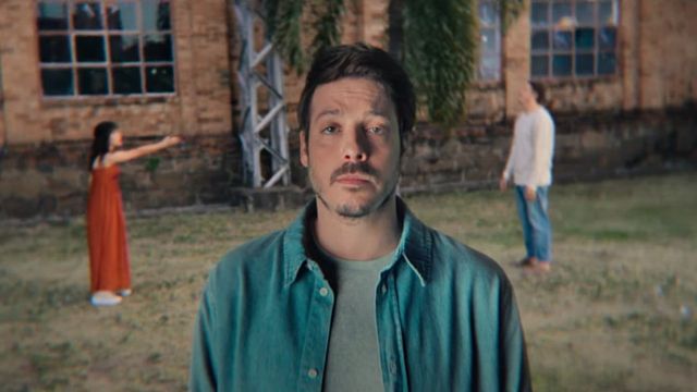 Imagem da notícia “Sandy me viu nu”: Fábio Porchat dá detalhes sobre a cena mais comprometedora de sua nova comédia romântica