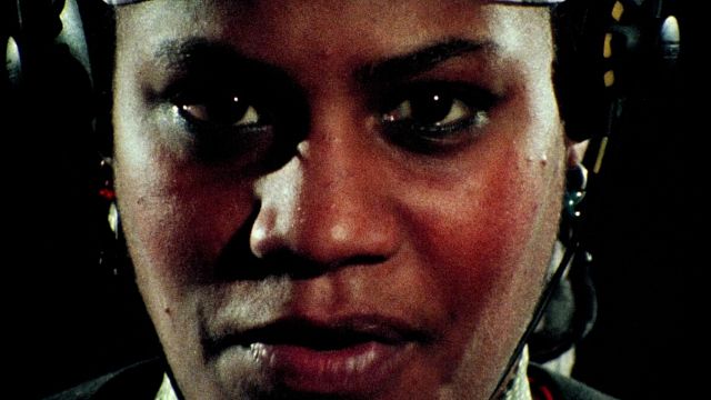 Imagem da notícia É uma das melhores ficções científicas da história, mas muitos nem sabem que existe: Uma distopia comparada a Laranja Mecânica