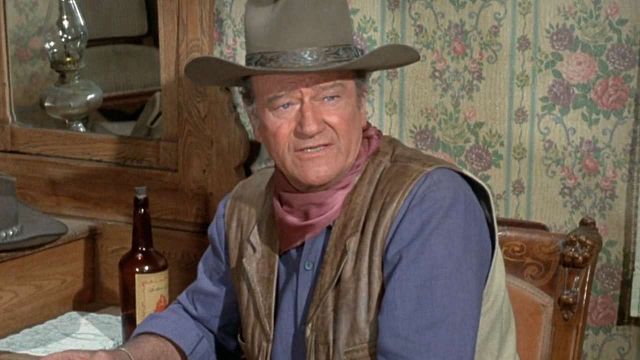 Imagem da notícia "Ele era um maldito cantor country!": John Wayne não foi nada gentil com este ator que era seu rival no gênero faroeste