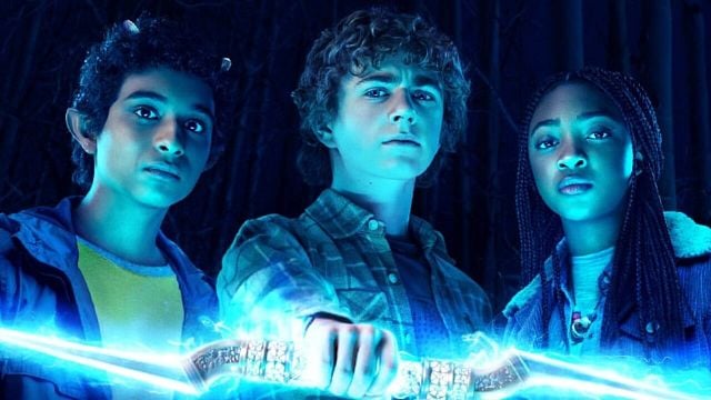 Imagem da notícia Percy Jackson e os Olimpianos: Cenas da primeira temporada são divulgadas na CCXP 2023 - e o AdoroCinema te conta tudo sobre elas