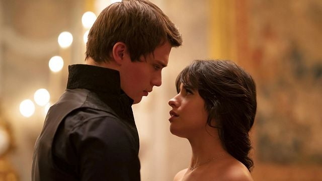 Imagem da notícia Sessão da Tarde hoje (02/01): Filme Cinderella tem conexão inesperada com Vermelho, Branco e Sangue Azul e a banda Queen