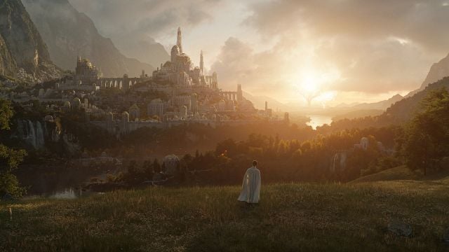 Imagem da notícia 150 milhões de espectadores e 1 bilhão de dólares: Em apenas um mês, a série de fantasia mais assistida e mais cara da história do Prime Video volta para sua 3ª temporada