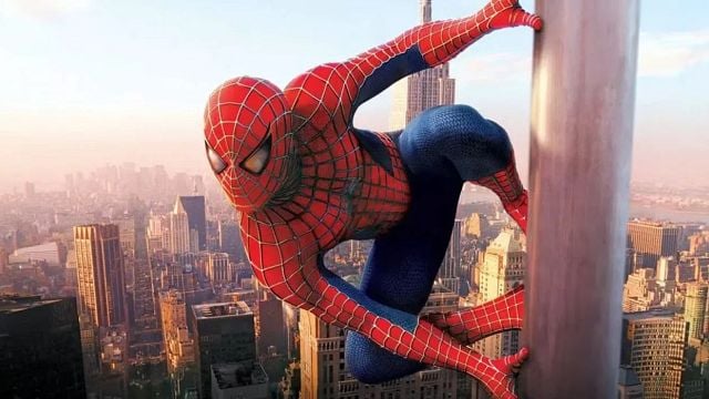 Imagem da notícia Homem-Aranha teve que eliminar digitalmente todos os planos das Torres Gêmeas, mas esqueceram dois
