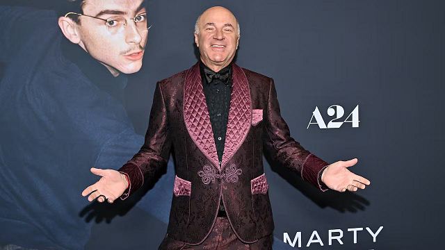 Imagem da notícia "Estamos procurando um verdadeiro babaca": Ator de Marty Supreme foi contratado para "ser ele mesmo" no filme de Timotheé Chalamet