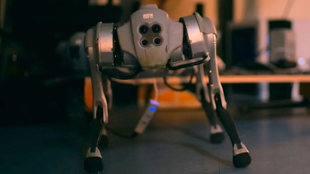 Imagem da notícia O que aconteceria se você misturasse O Exterminador do Futuro e Black Mirror? Este documentário lançado pela Netflix seria o resultado