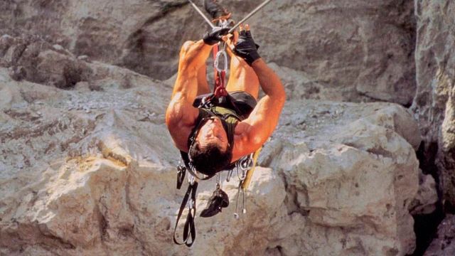 Imagem da notícia Levou mais de 30 anos e várias tentativas fracassadas, mas Sylvester Stallone está de volta com um de seus maiores sucessos de ação