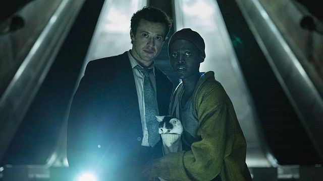Imagem da notícia Um Lugar Silencioso: Dia Um: Lupita Nyong’o se “decepcionou” ao conhecer Joseph Quinn após vê-lo como Eddie em Stranger Things