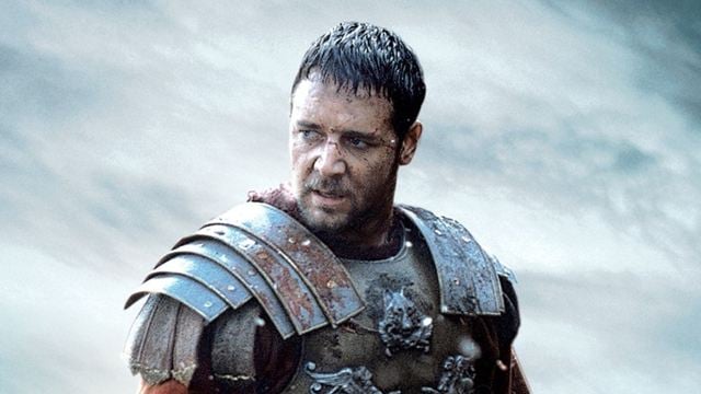 "Eles deveriam me pagar por todas as malditas perguntas": Russell Crowe está cansado de Gladiador 2, e ainda falta um ano para seu lançamento