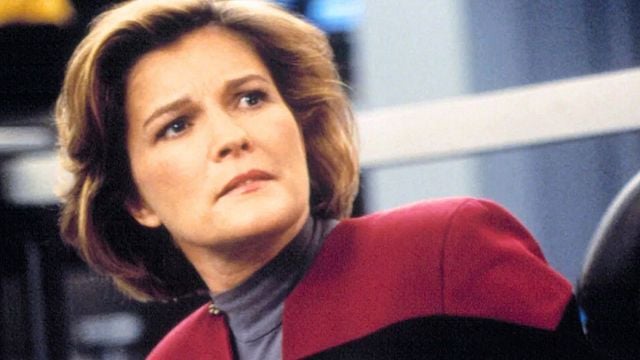 Imagem da notícia Vai rolar um Star Trek: Janeway depois de Star Trek: Picard? A atriz tem novidades sobre o spin-off