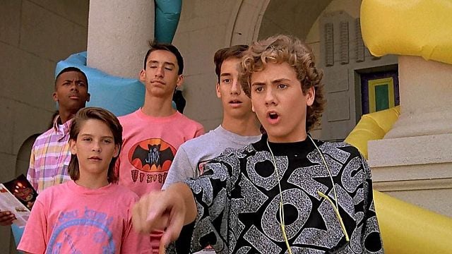 Imagem da notícia Há 36 anos, ele deu seus primeiros passos nas telas, hoje é uma superestrela de Hollywood: Você o reconhece?