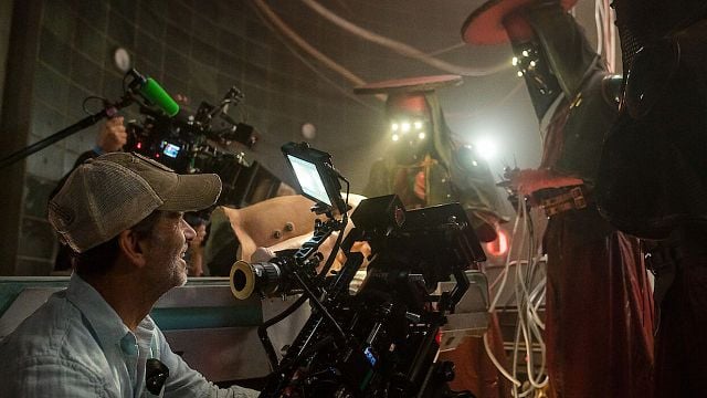 Zack Snyder já desistiu de Rebel Moon? Diretor tem ideia para franquia clássica do cinema de espionagem