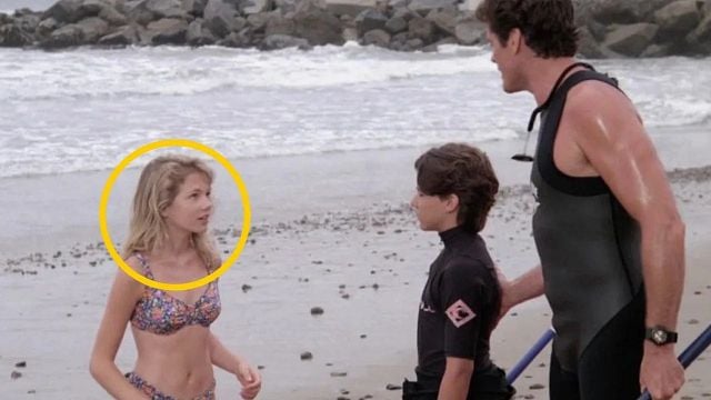 Imagem da notícia Há 33 anos, ela estreou nas telas em Baywatch: Hoje é mundialmente famosa! Você reconhece esta atriz?