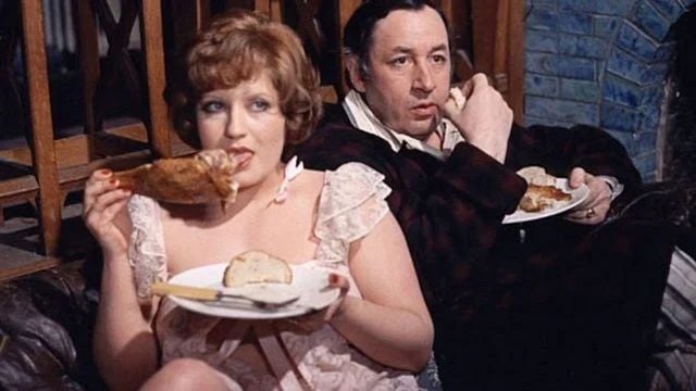 Imagem da notícia Assista hoje à noite no streaming: Uma obra-prima escandalosa que certamente fará você perder o apetite