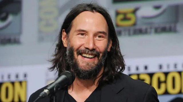 Imagem da notícia "Nunca ri tanto em um cinema": O filme que transformou a vida de Keanu Reeves está disponível no streaming